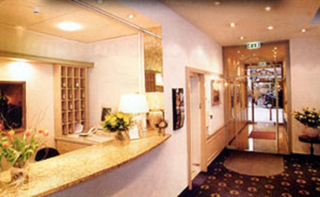 Hotel Ambiente Garni Monachium Zewnętrze zdjęcie